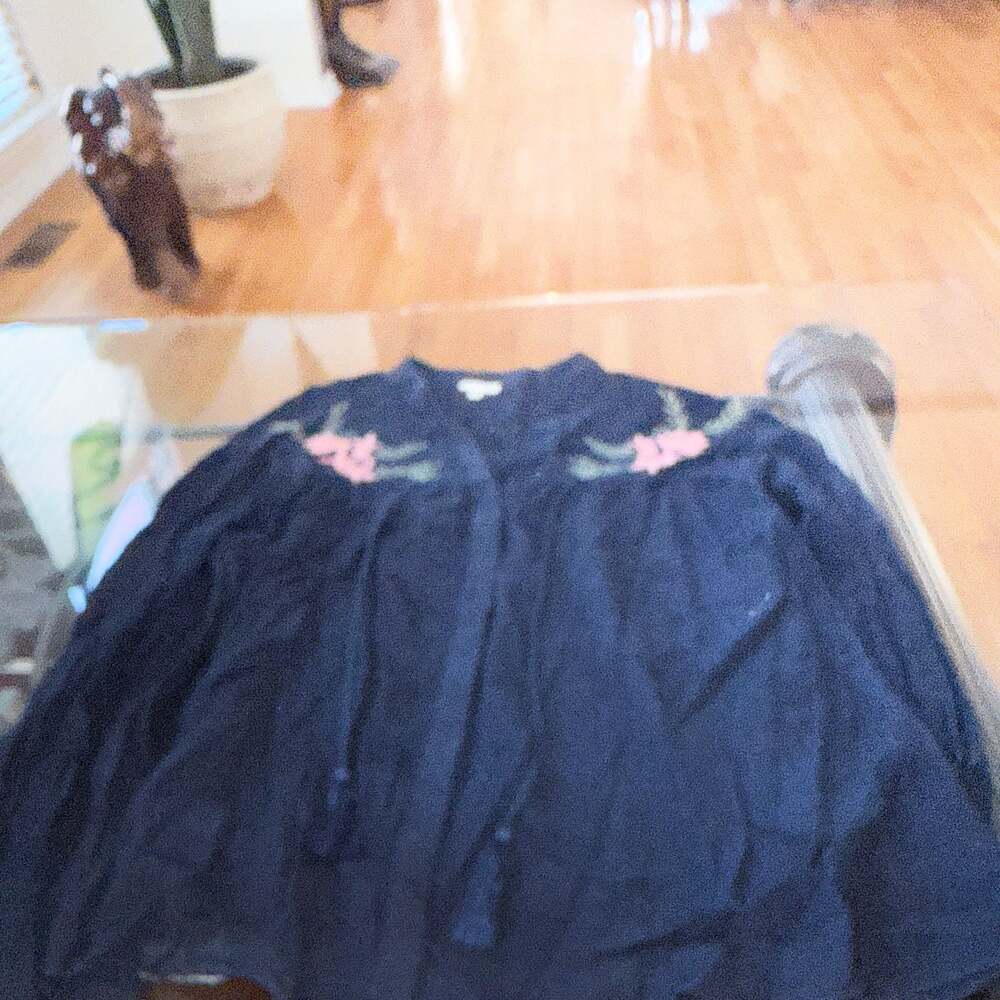 En Crème Navy Blue Floral Embroidered Gauze Peasant Blouse Small